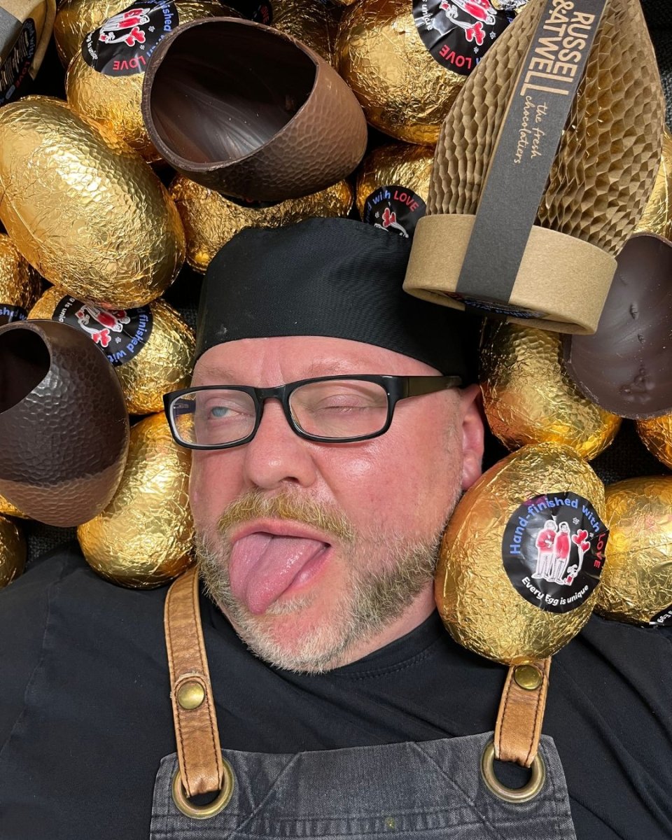 Chocovator 500 - from Bean to Bliss - Russell and Atwell