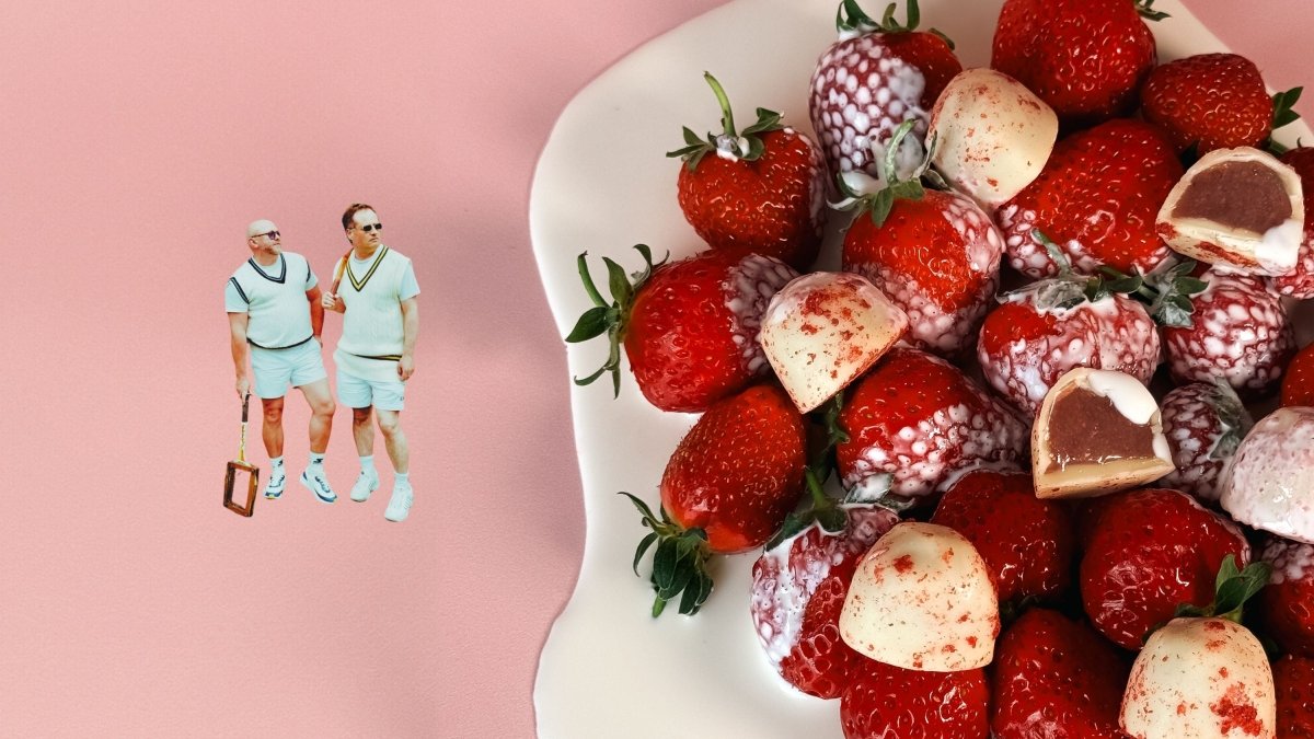 Triple Strawberries & Cream Fresh Chocolate 3 - Pack - Russell and Atwell