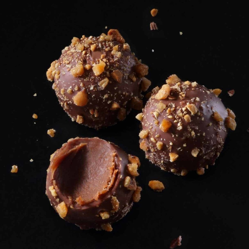 Creamy Milk & Cracking Hazelnut Fresh Chocolate Starter-Pack - Russell and Atwell